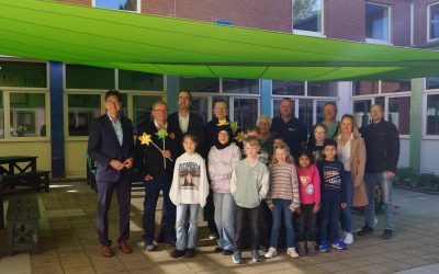 Neus Sonnensegel bietet Raum für Begegnung und Lernen im Freien